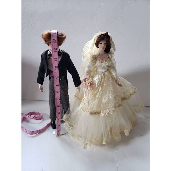 Paradise Galleries Bride & Groom - Picture 9 of 10